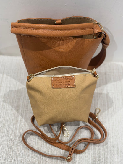 BOLSO NUDO CAMEL